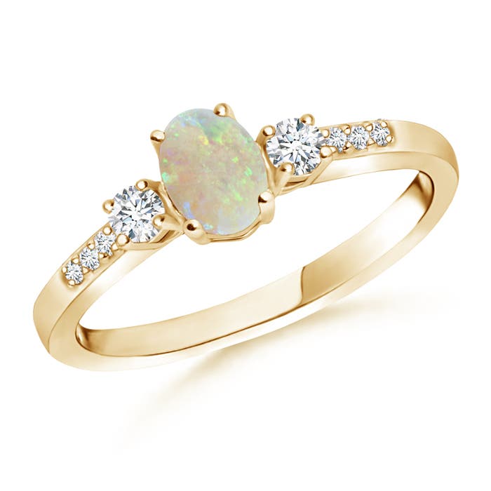 AAA - Opal / 0.45 CT / 14 KT Yellow Gold