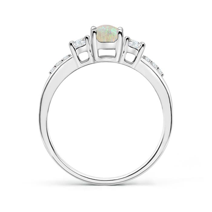 AAA - Opal / 0.71 CT / 14 KT White Gold