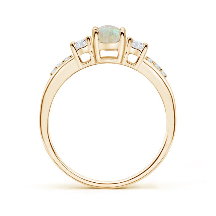 AAA - Opal / 0.71 CT / 14 KT Yellow Gold