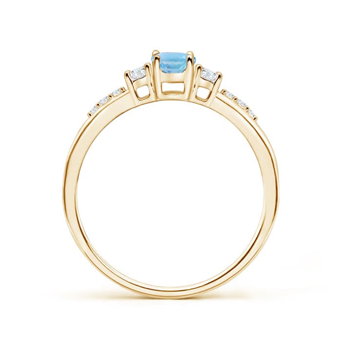 A - Swiss Blue Topaz / 0.71 CT / 14 KT Yellow Gold