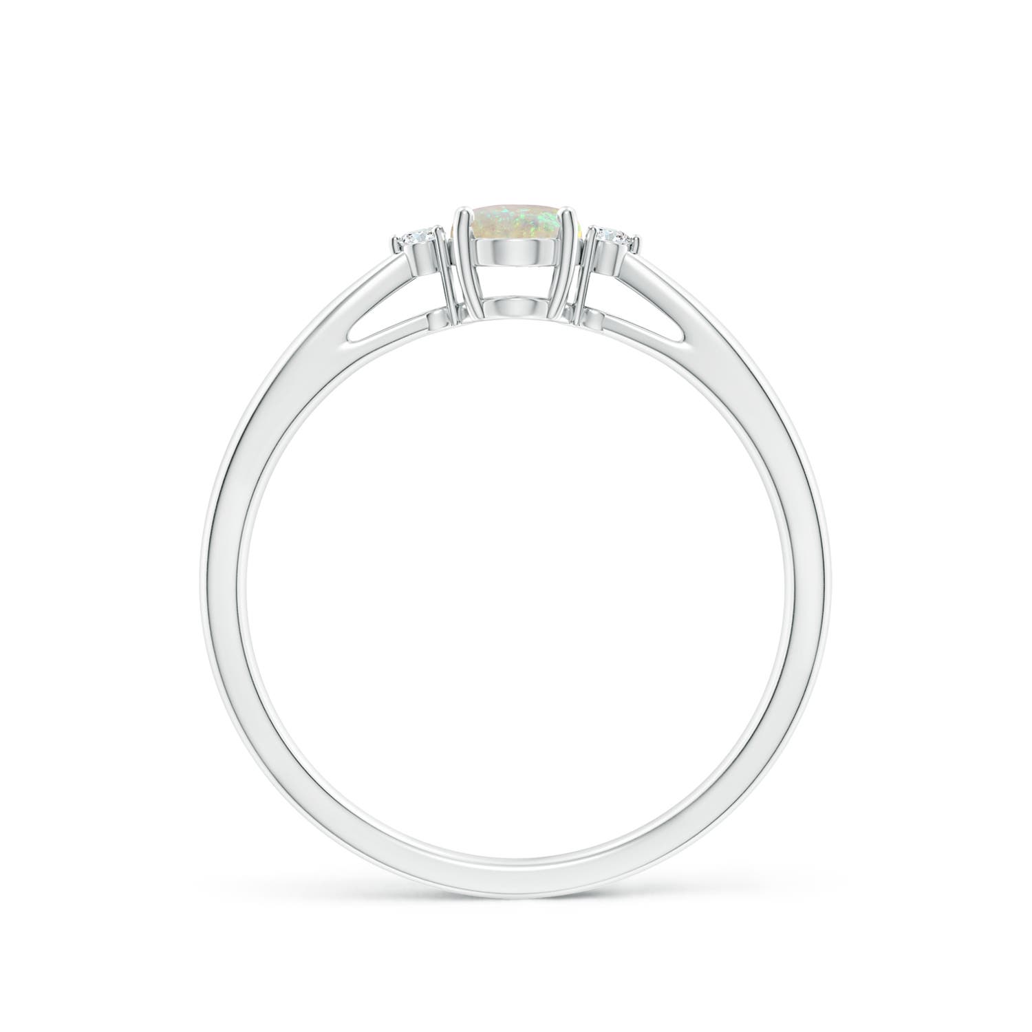 AAA - Opal / 0.31 CT / 14 KT White Gold