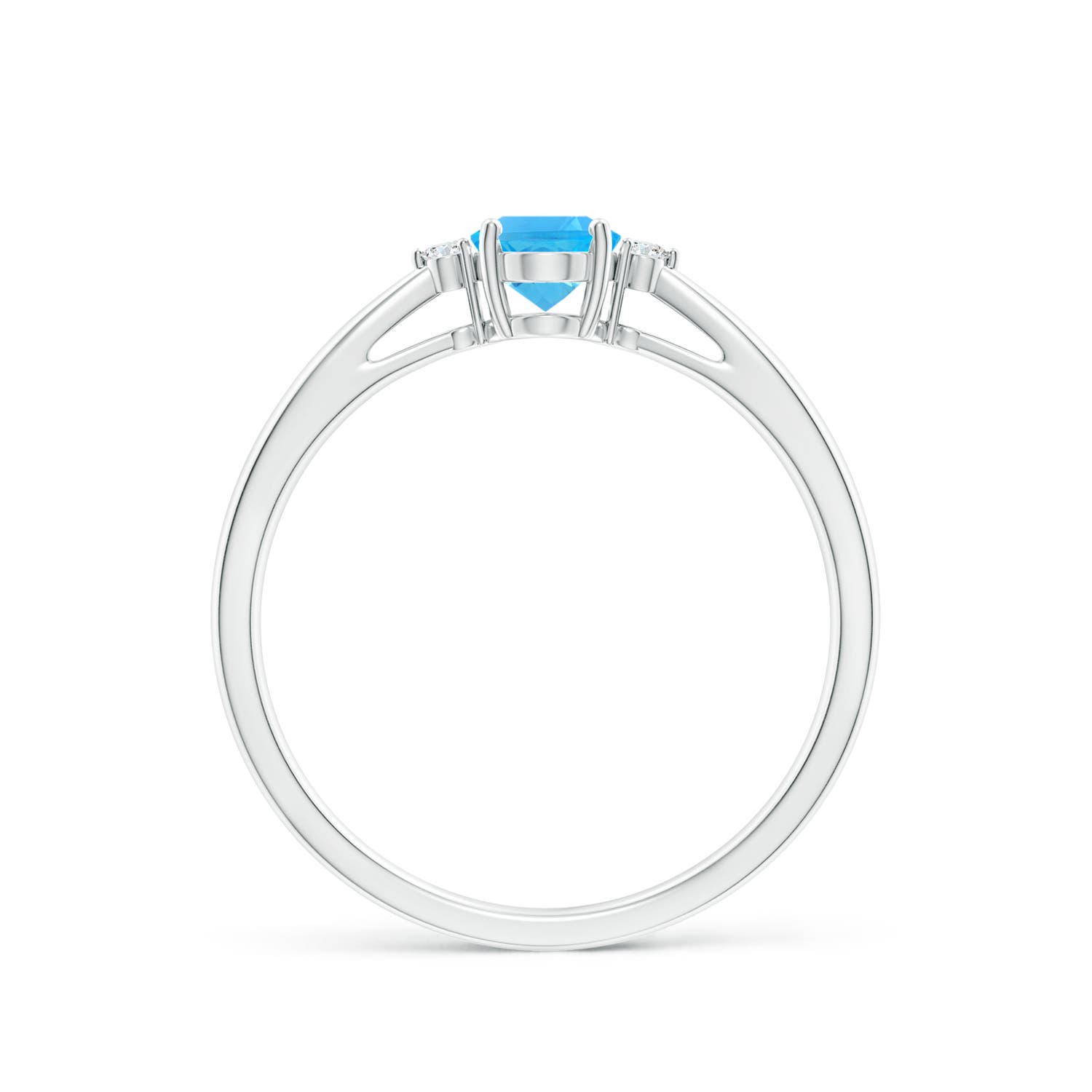 AAA - Swiss Blue Topaz / 0.57 CT / 14 KT White Gold