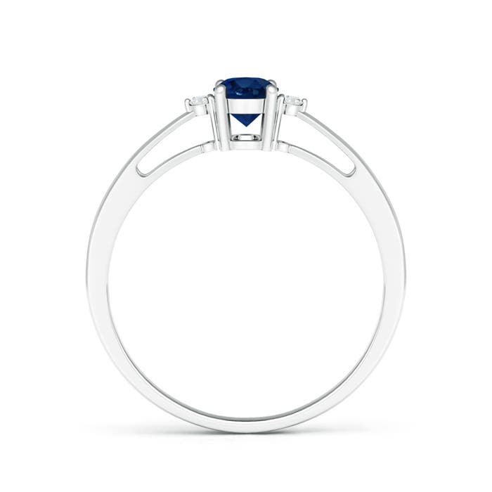 AA - Blue Sapphire / 0.63 CT / 14 KT White Gold