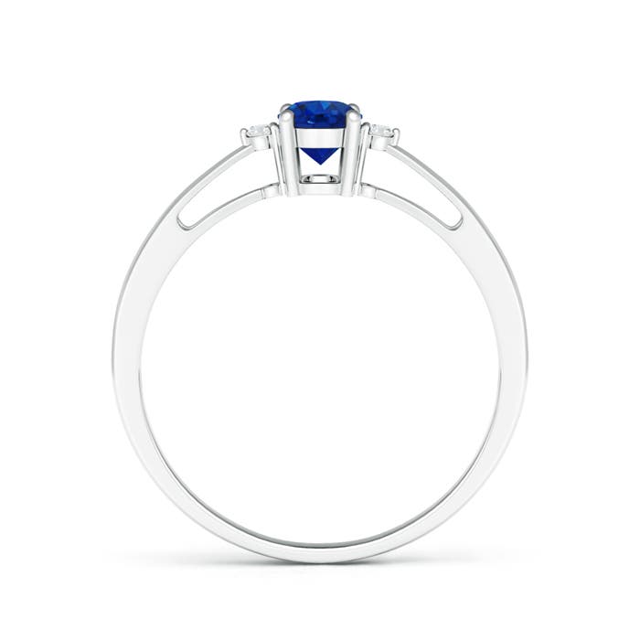 AAA - Blue Sapphire / 0.63 CT / 14 KT White Gold