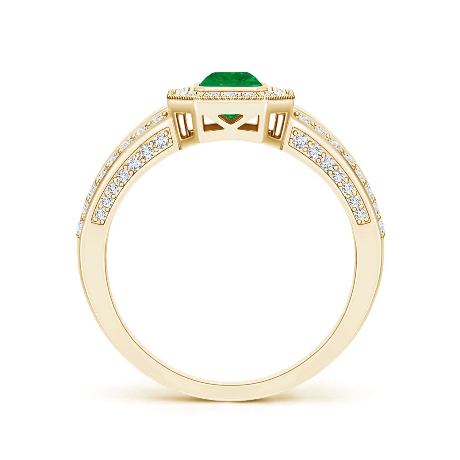 AA - Emerald / 0.92 CT / 14 KT Yellow Gold