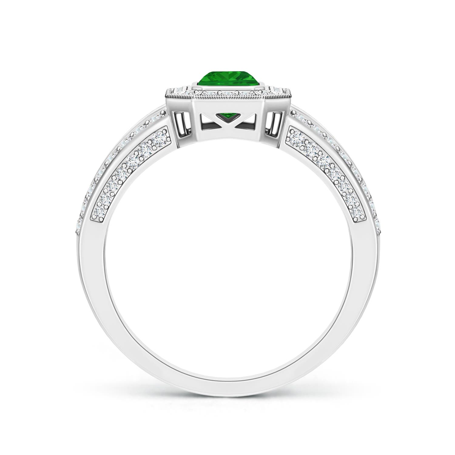 AAA - Emerald / 0.92 CT / 14 KT White Gold