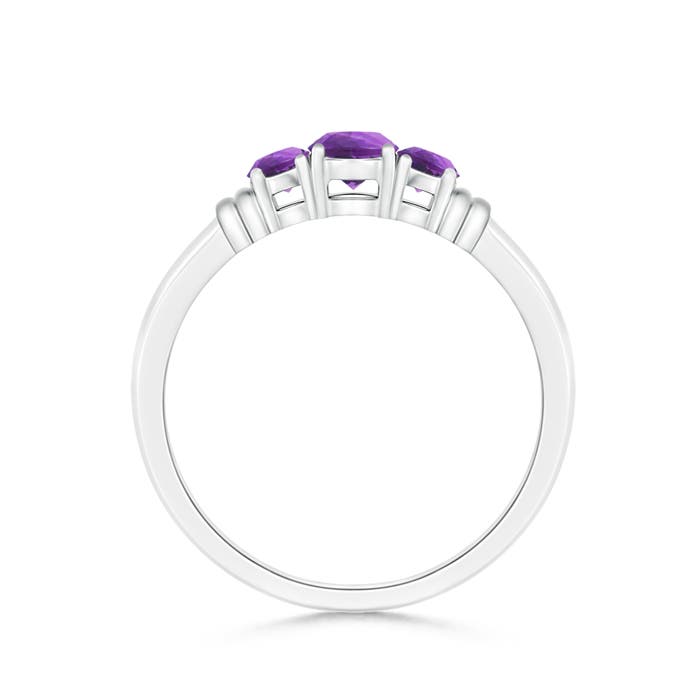 AAA - Amethyst / 0.45 CT / 14 KT White Gold