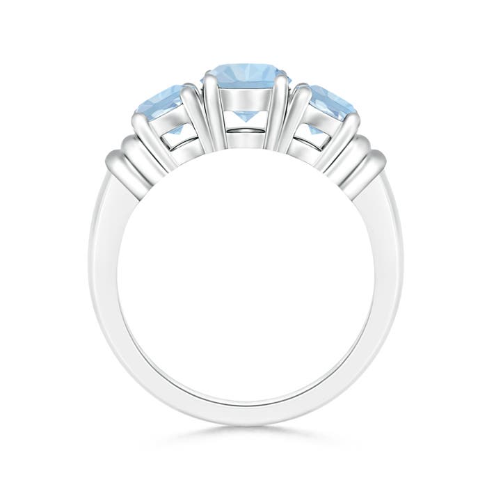 AA - Aquamarine / 1.52 CT / 14 KT White Gold