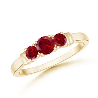 4mm AAAA Vintage Style Three Stone Garnet Wedding Band in Yellow Gold