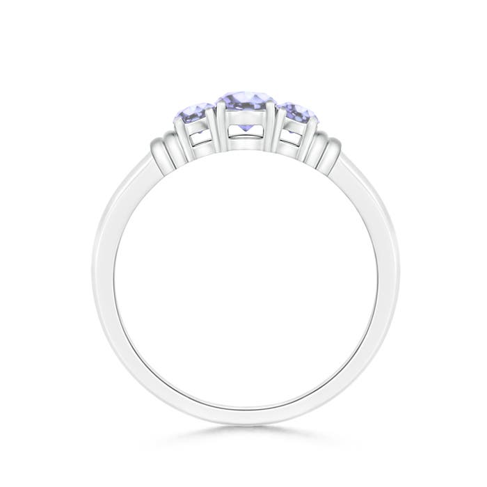 A - Tanzanite / 0.45 CT / 14 KT White Gold