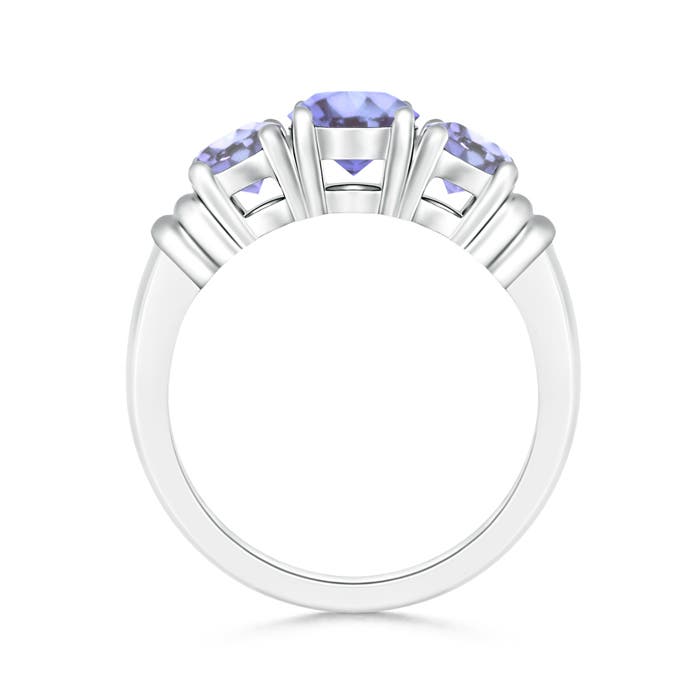 A - Tanzanite / 1.9 CT / 14 KT White Gold