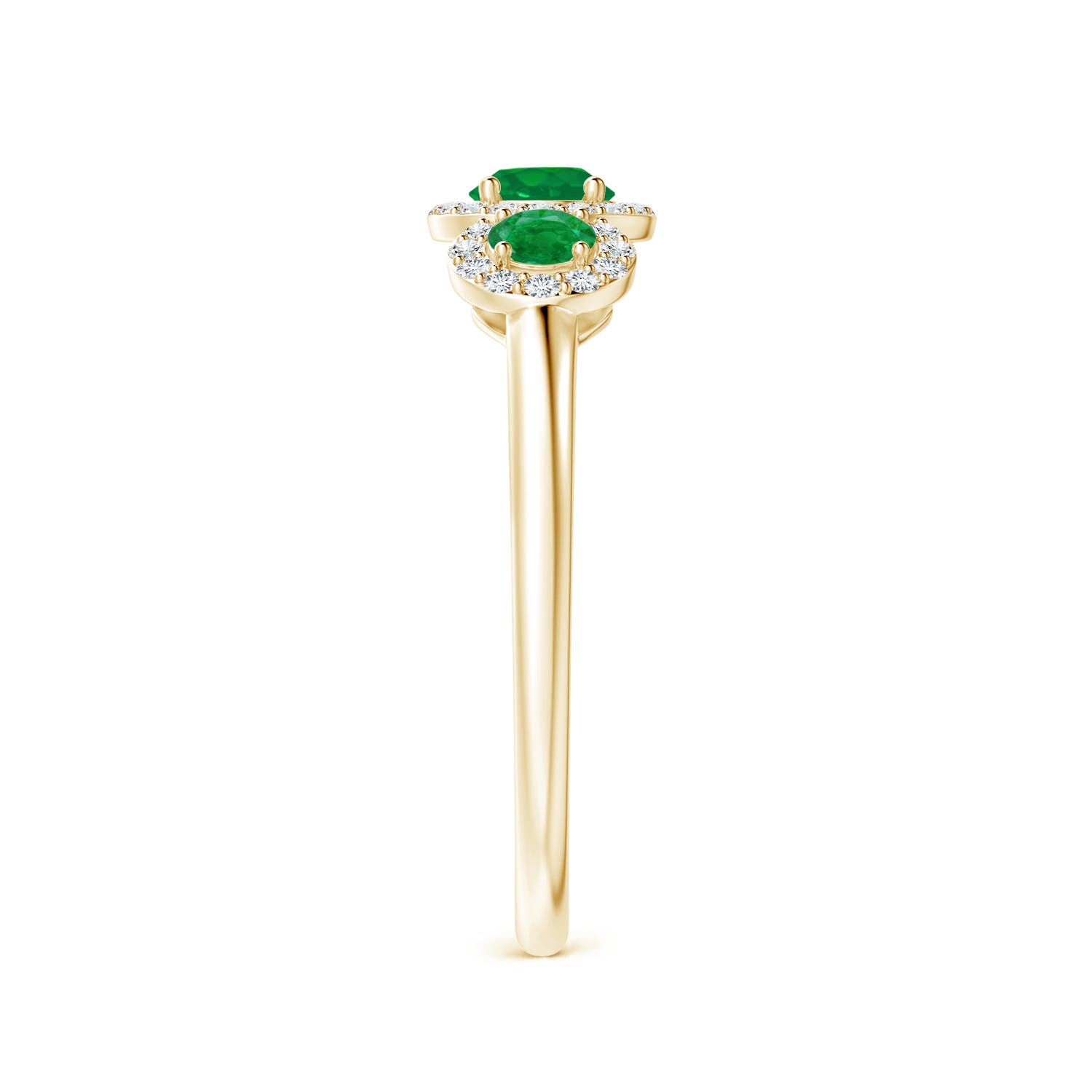 AA - Emerald / 0.71 CT / 14 KT Yellow Gold