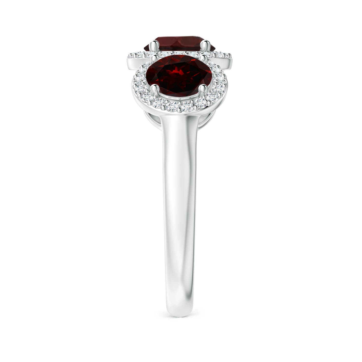 A - Garnet / 2.58 CT / 14 KT White Gold