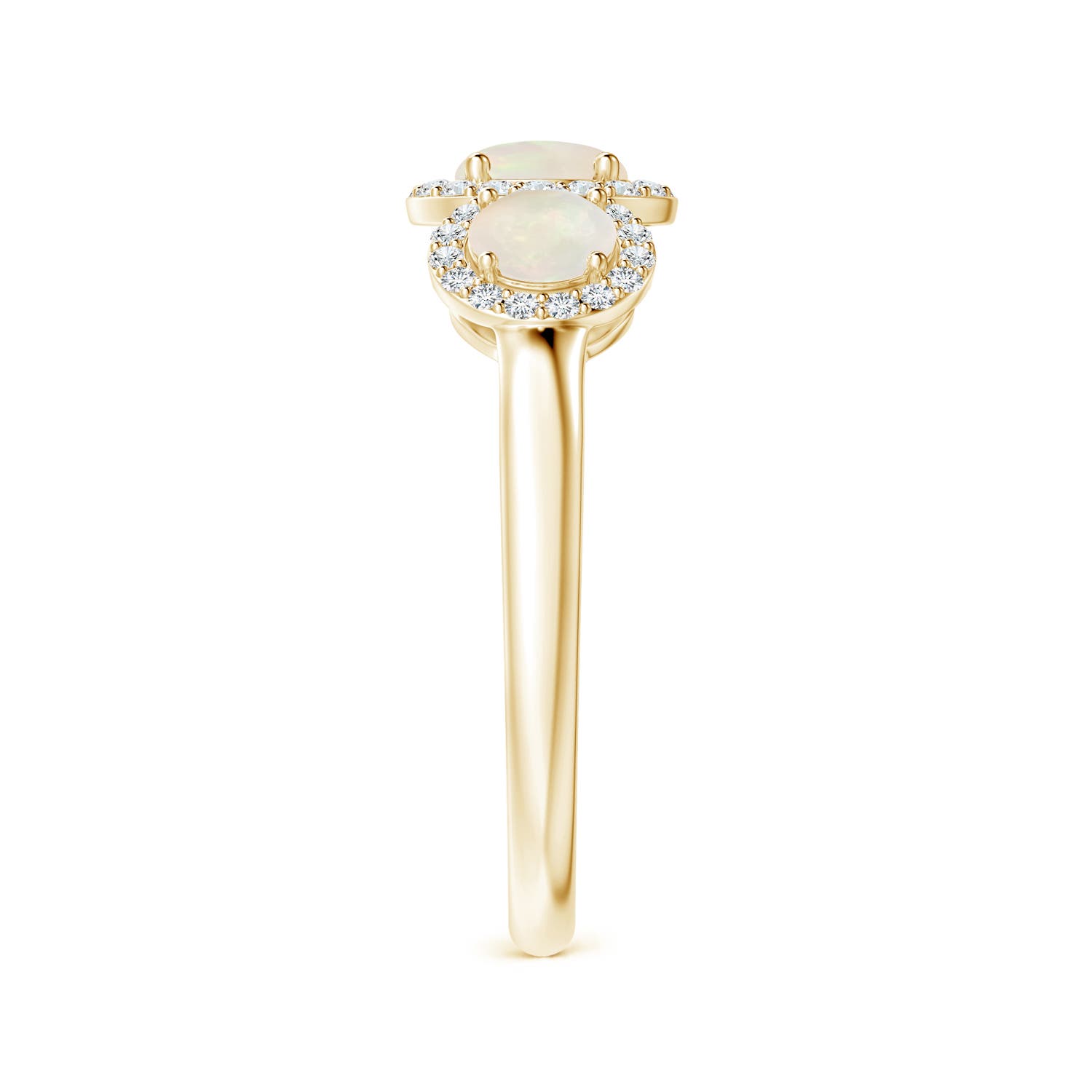 A - Opal / 0.97 CT / 14 KT Yellow Gold