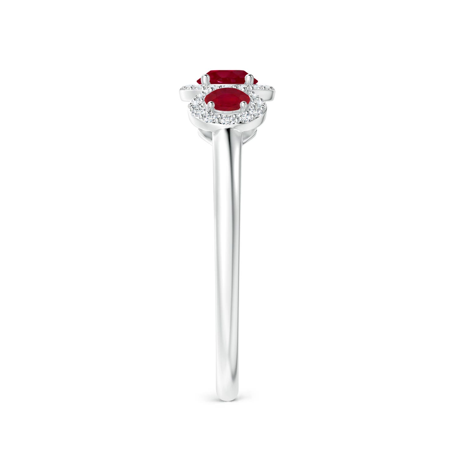 AA - Ruby / 0.91 CT / 14 KT White Gold