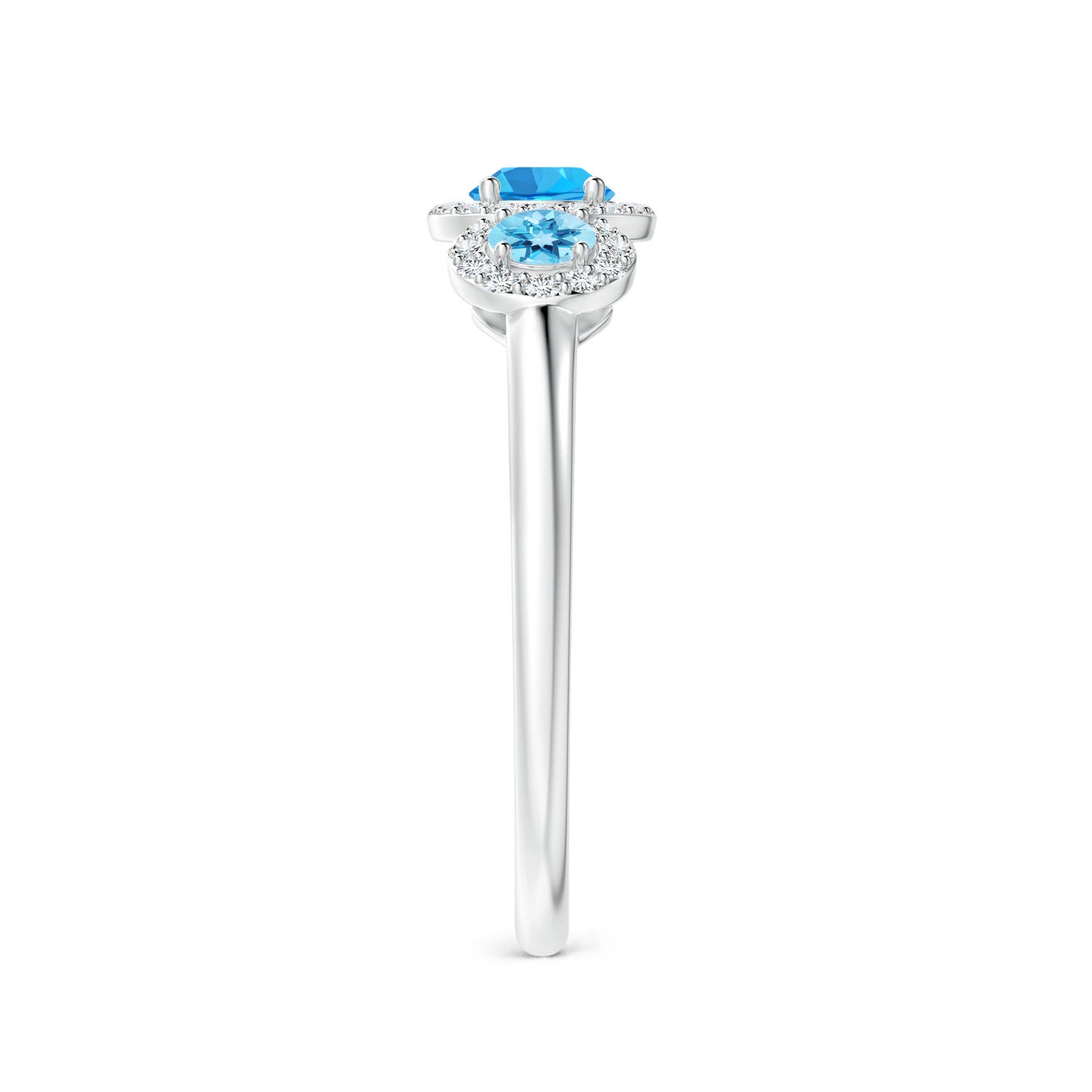 AAA - Swiss Blue Topaz / 0.87 CT / 14 KT White Gold