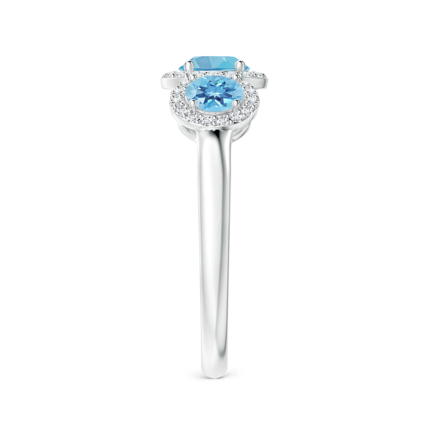 A - Swiss Blue Topaz / 1.56 CT / 14 KT White Gold