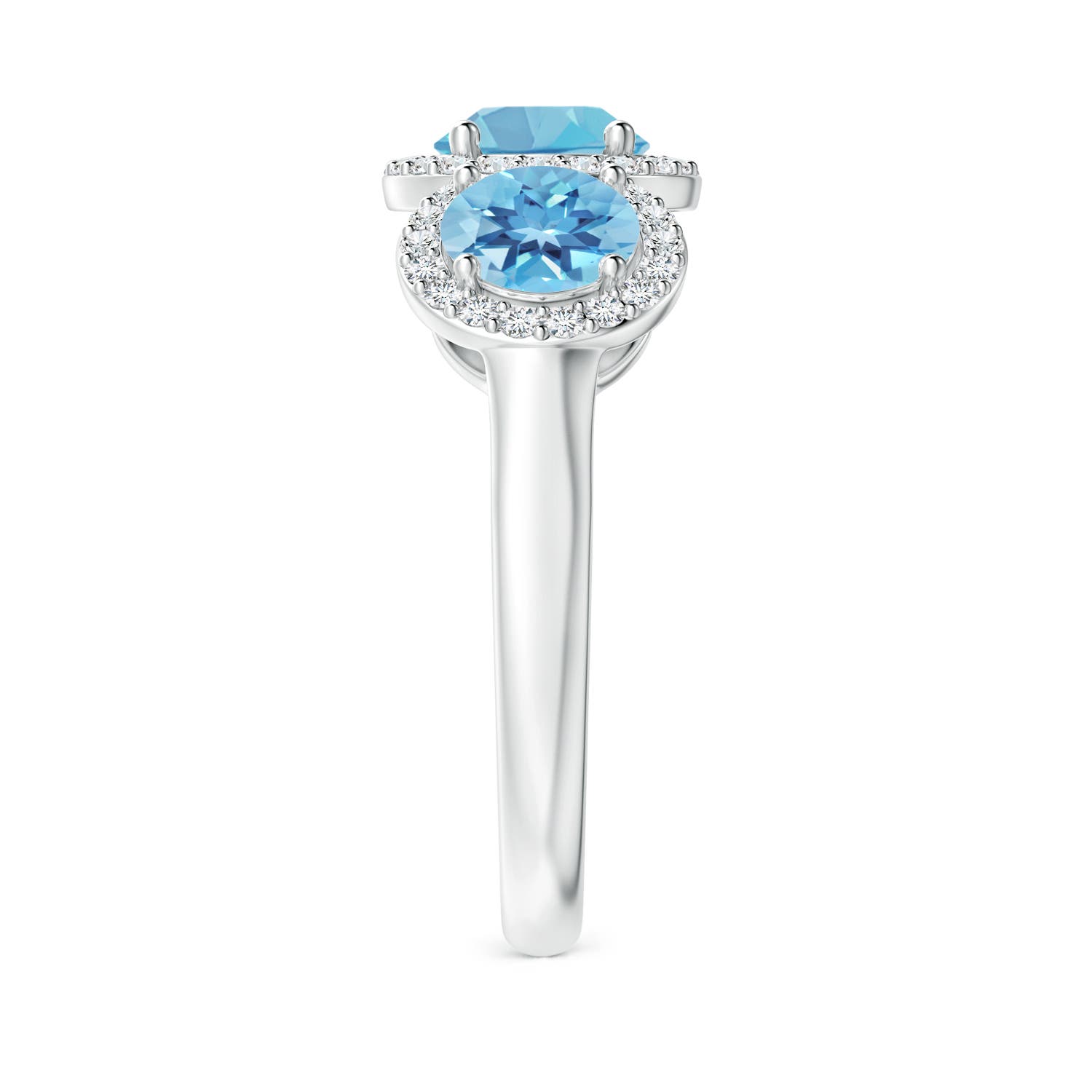 A - Swiss Blue Topaz / 2.53 CT / 14 KT White Gold