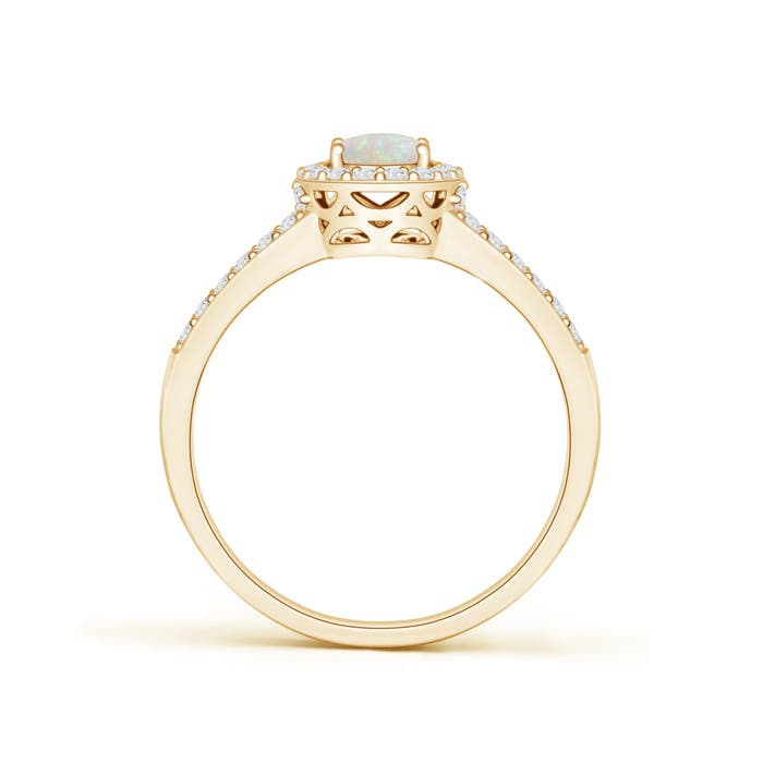 AA - Opal / 0.82 CT / 14 KT Yellow Gold