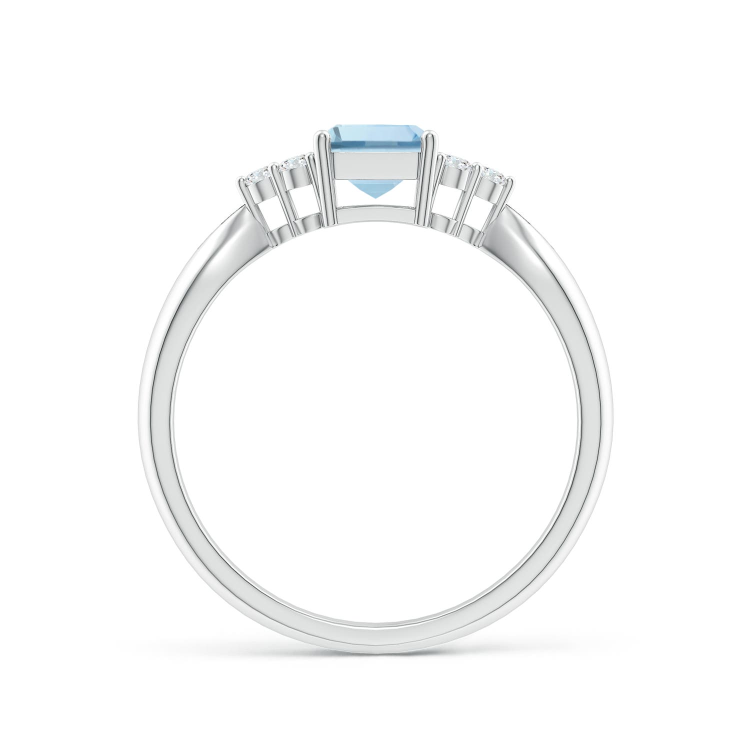 AA - Aquamarine / 0.97 CT / 14 KT White Gold