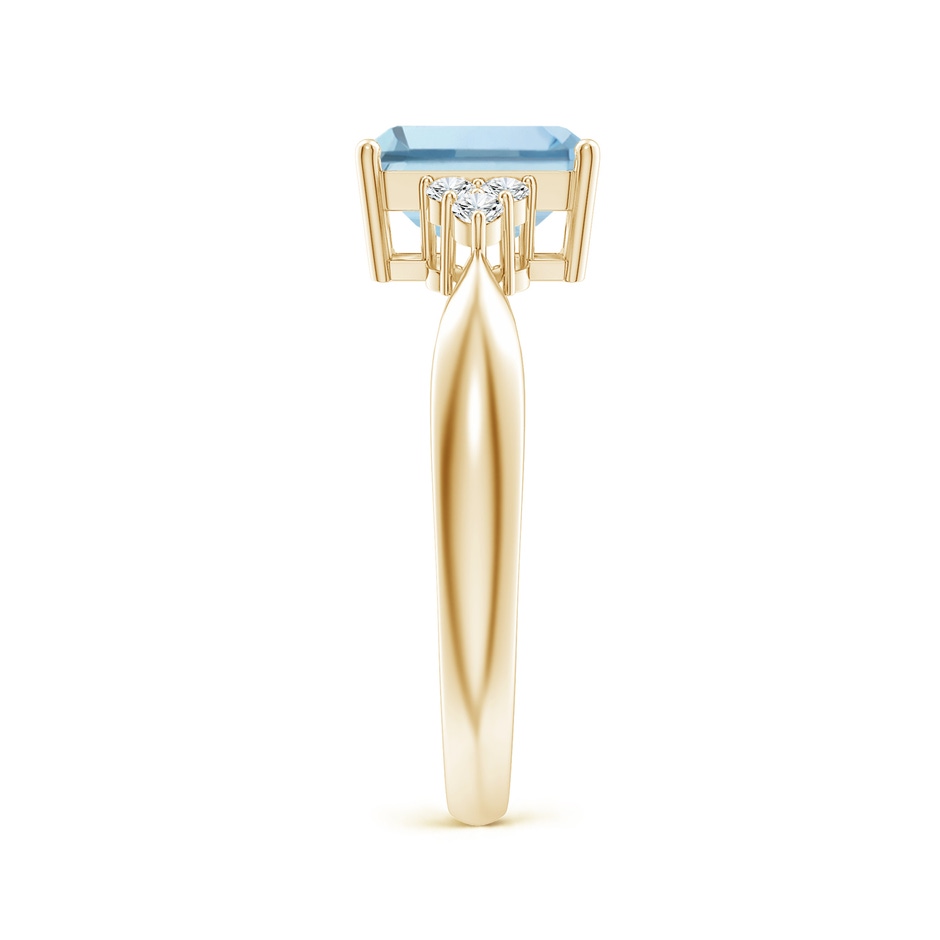 8x6mm AA Emerald-Cut Aquamarine Ring with Trio Diamonds in Yellow Gold side-2
