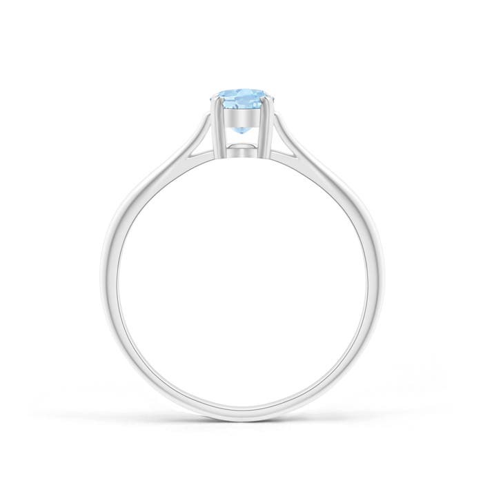 AA - Aquamarine / 0.4 CT / 14 KT White Gold