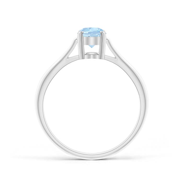 AA - Aquamarine / 0.6 CT / 14 KT White Gold