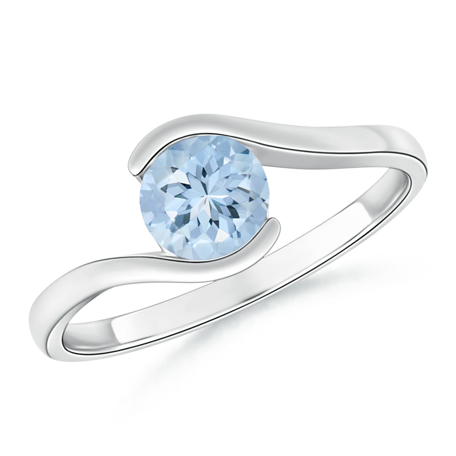 AA - Aquamarine / 0.72 CT / 14 KT White Gold