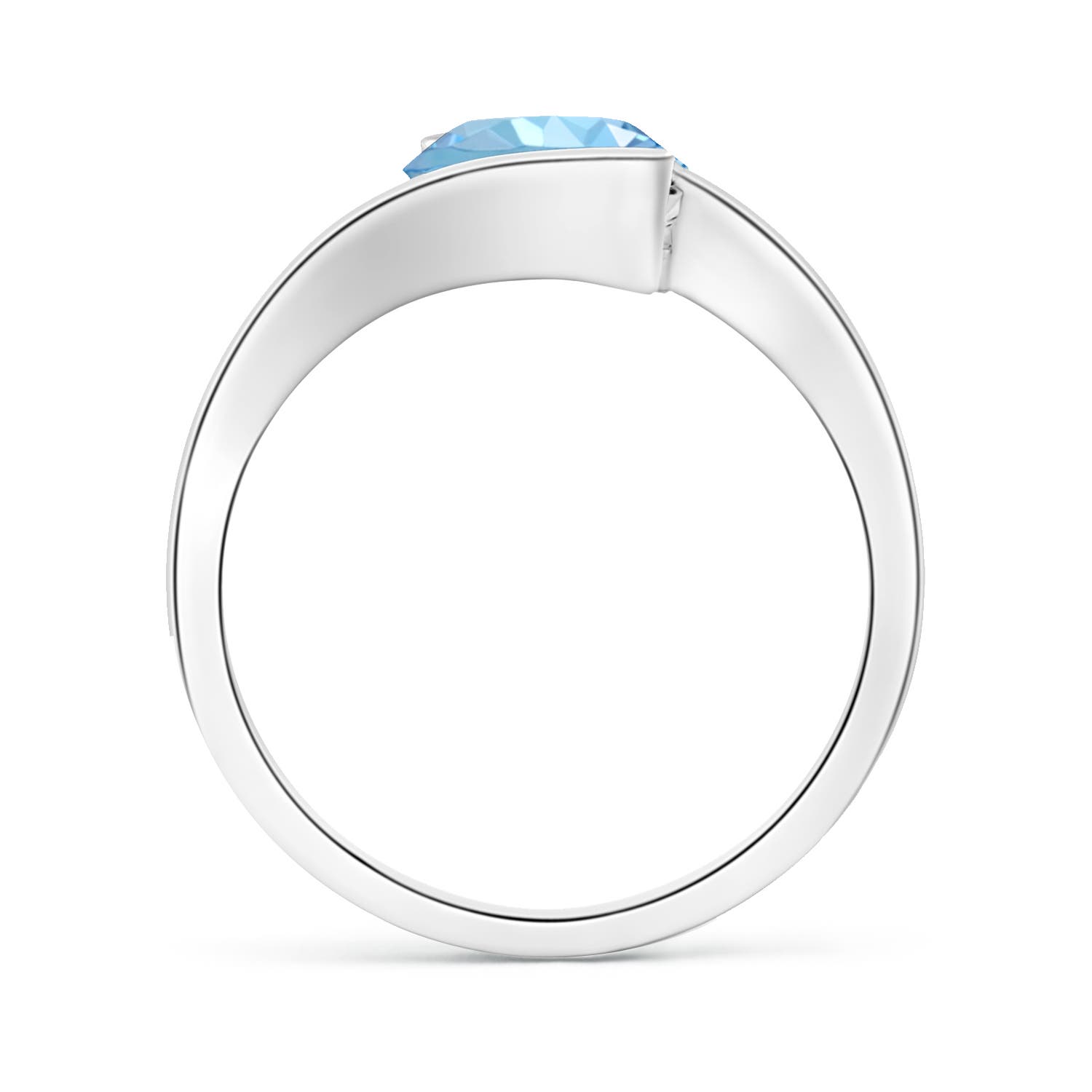 AAAA - Aquamarine / 1.6 CT / 14 KT White Gold