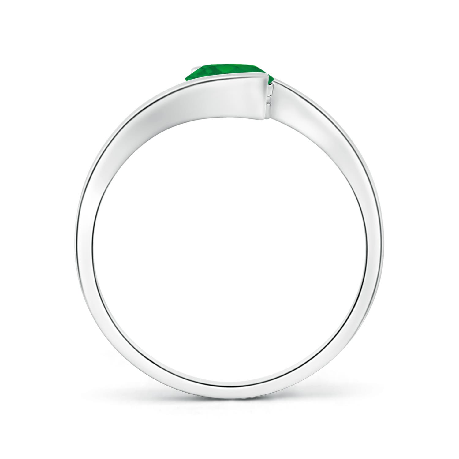 AA - Emerald / 0.55 CT / 14 KT White Gold