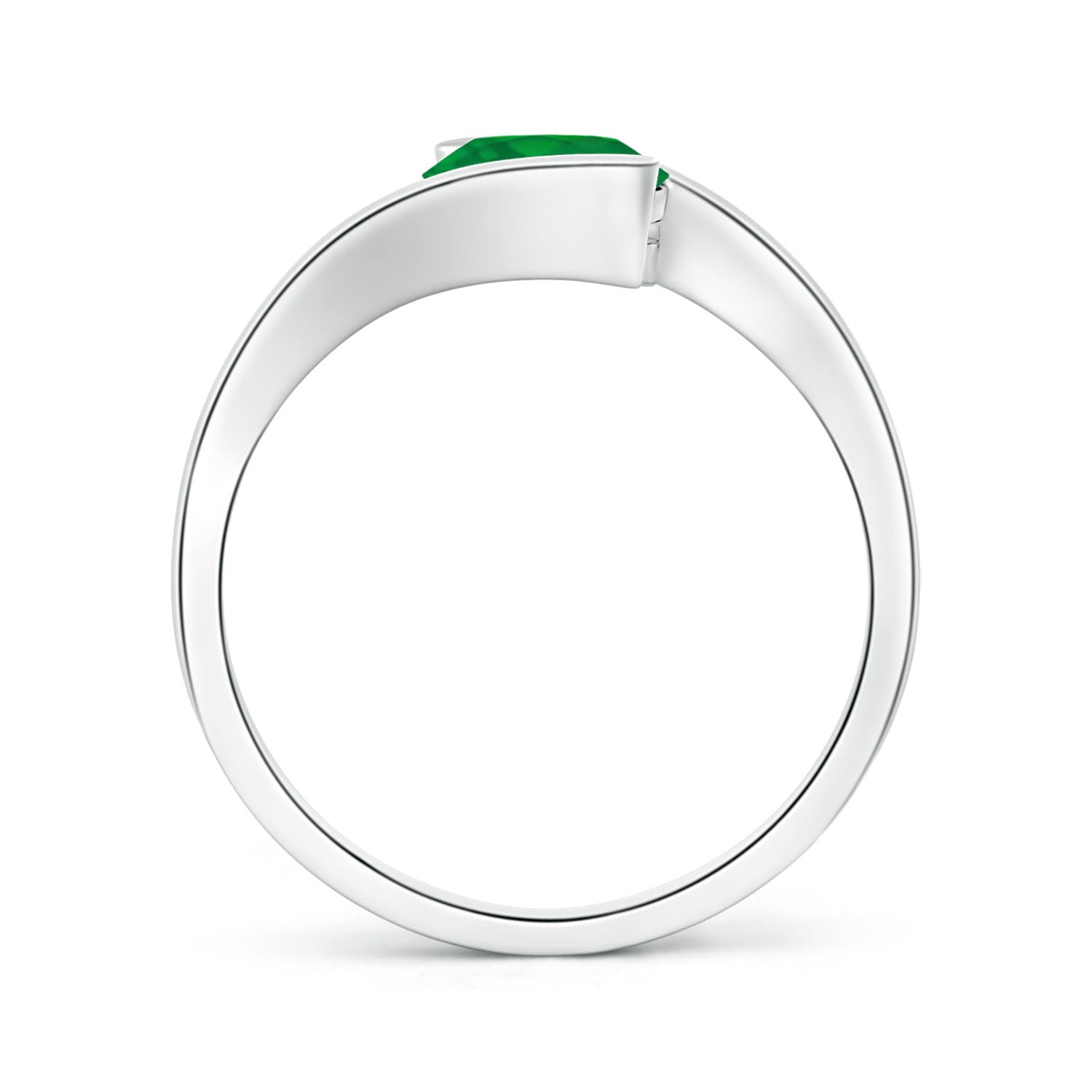 AA - Emerald / 0.95 CT / 14 KT White Gold