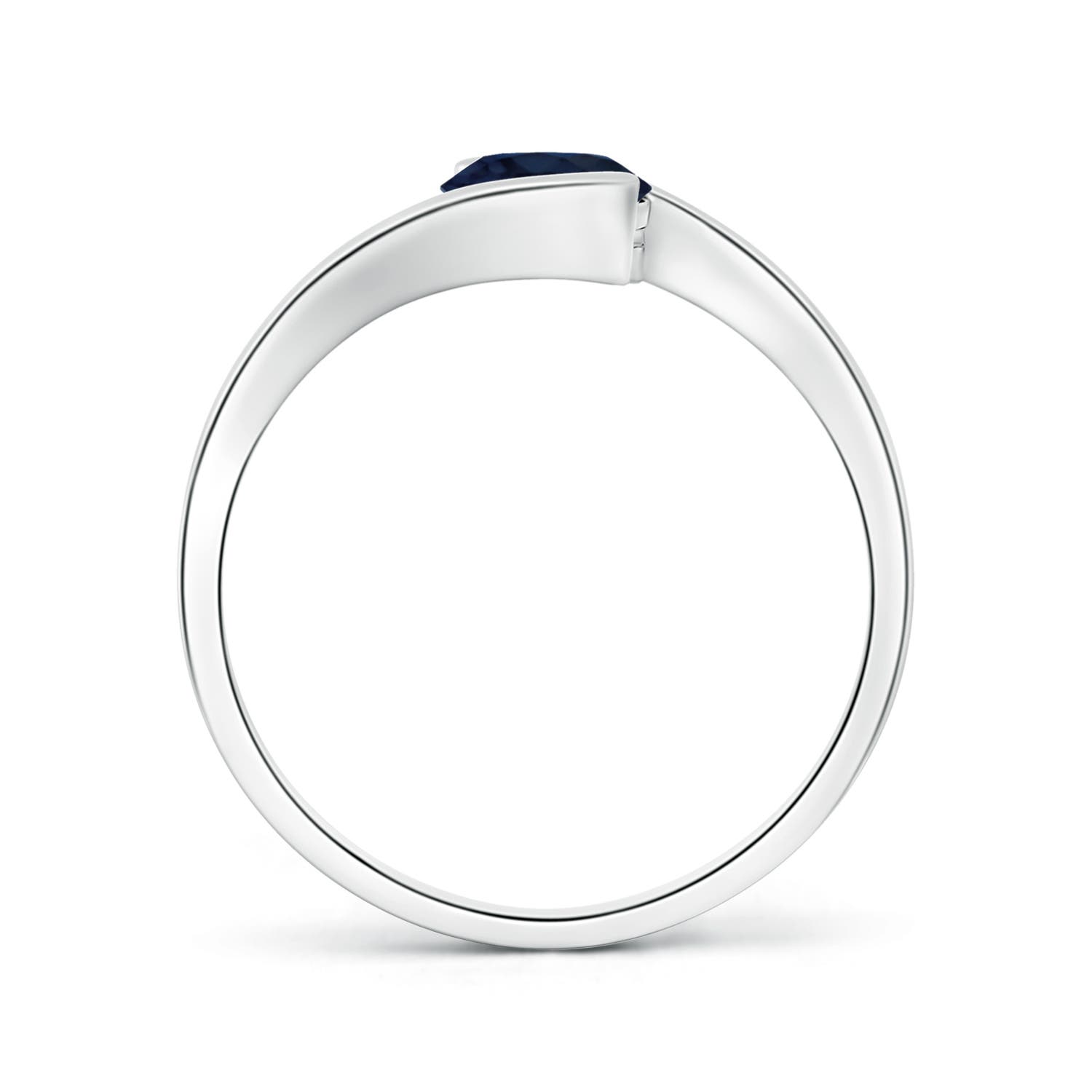 A - Blue Sapphire / 0.7 CT / 14 KT White Gold