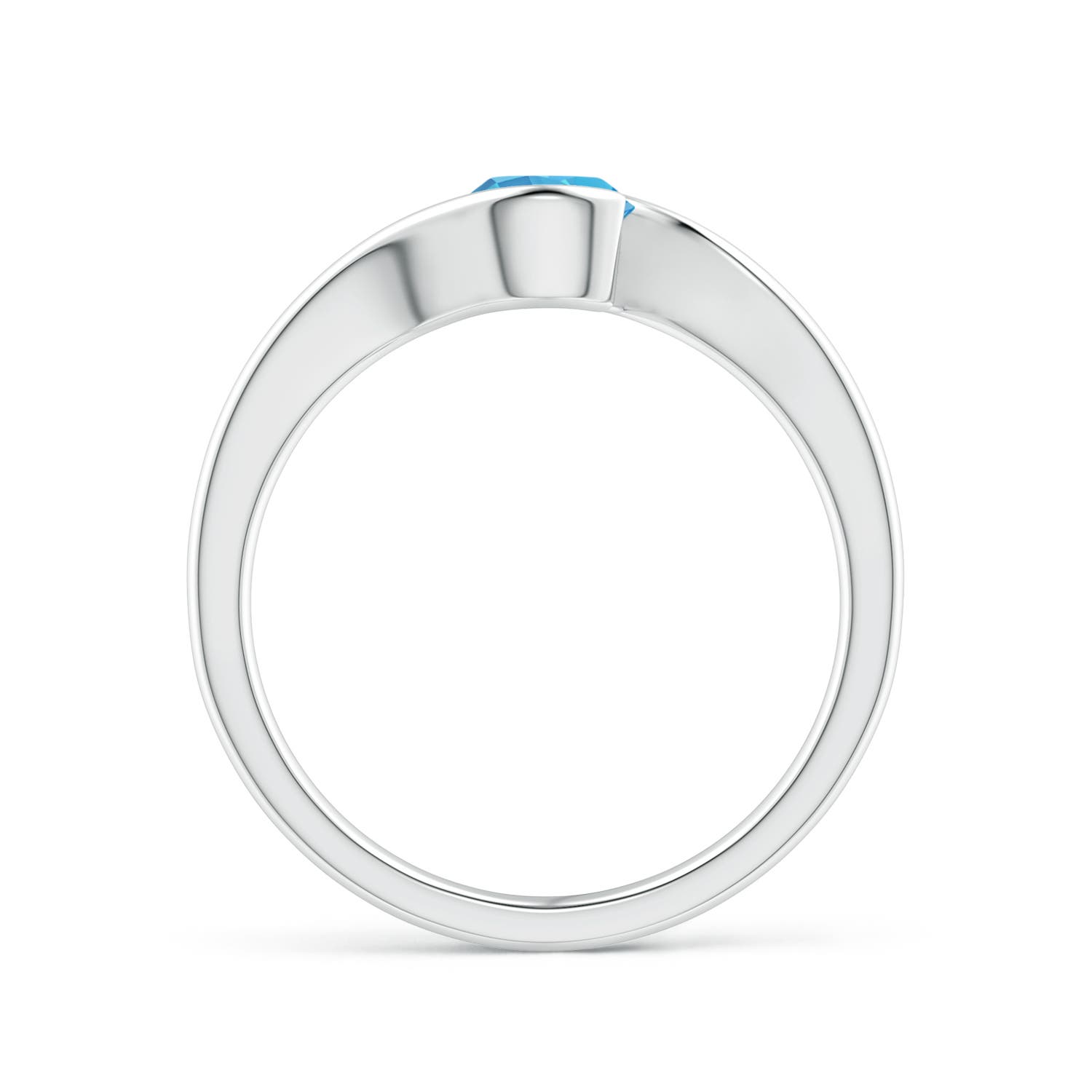 AA - Swiss Blue Topaz / 0.6 CT / 14 KT White Gold