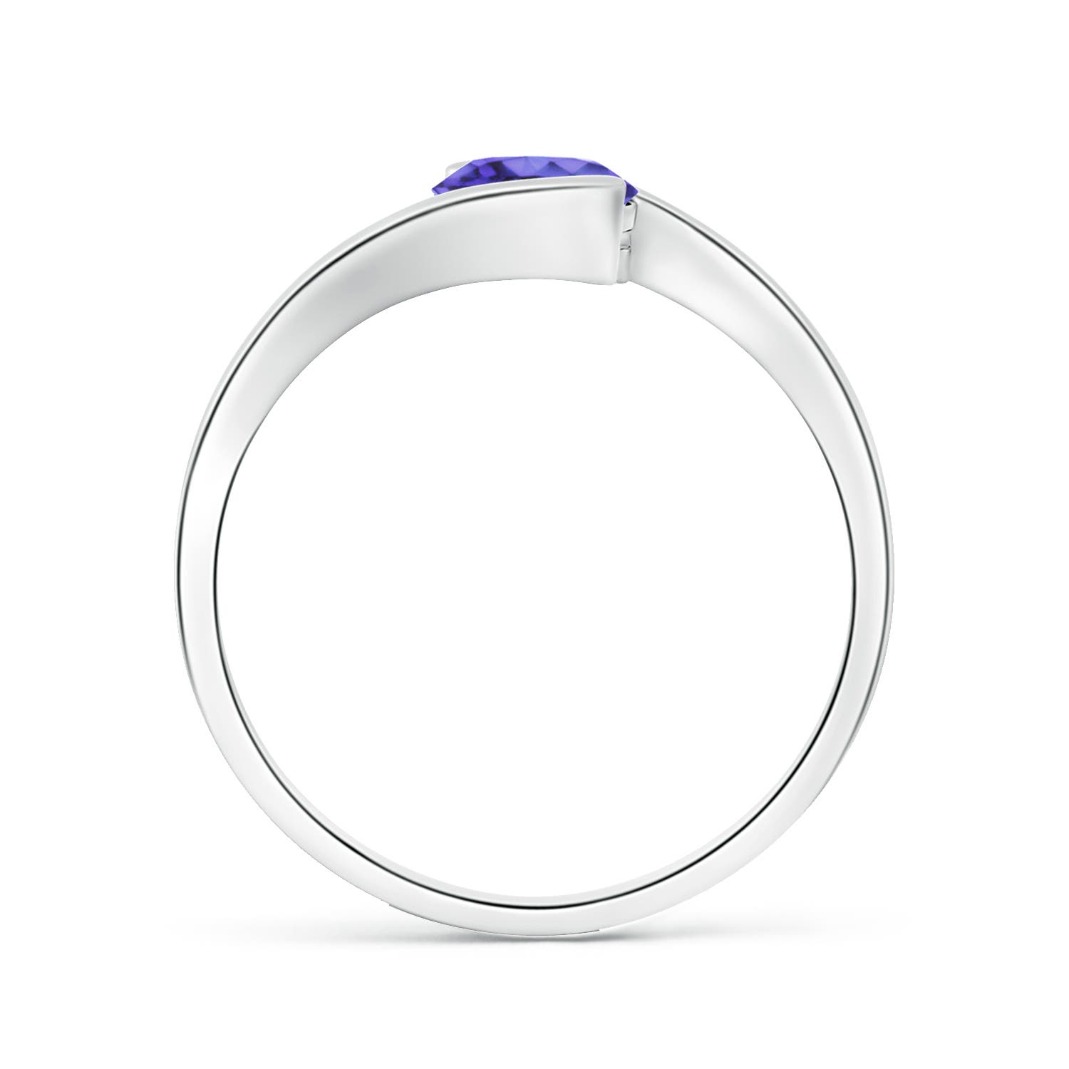 AA - Tanzanite / 0.9 CT / 14 KT White Gold