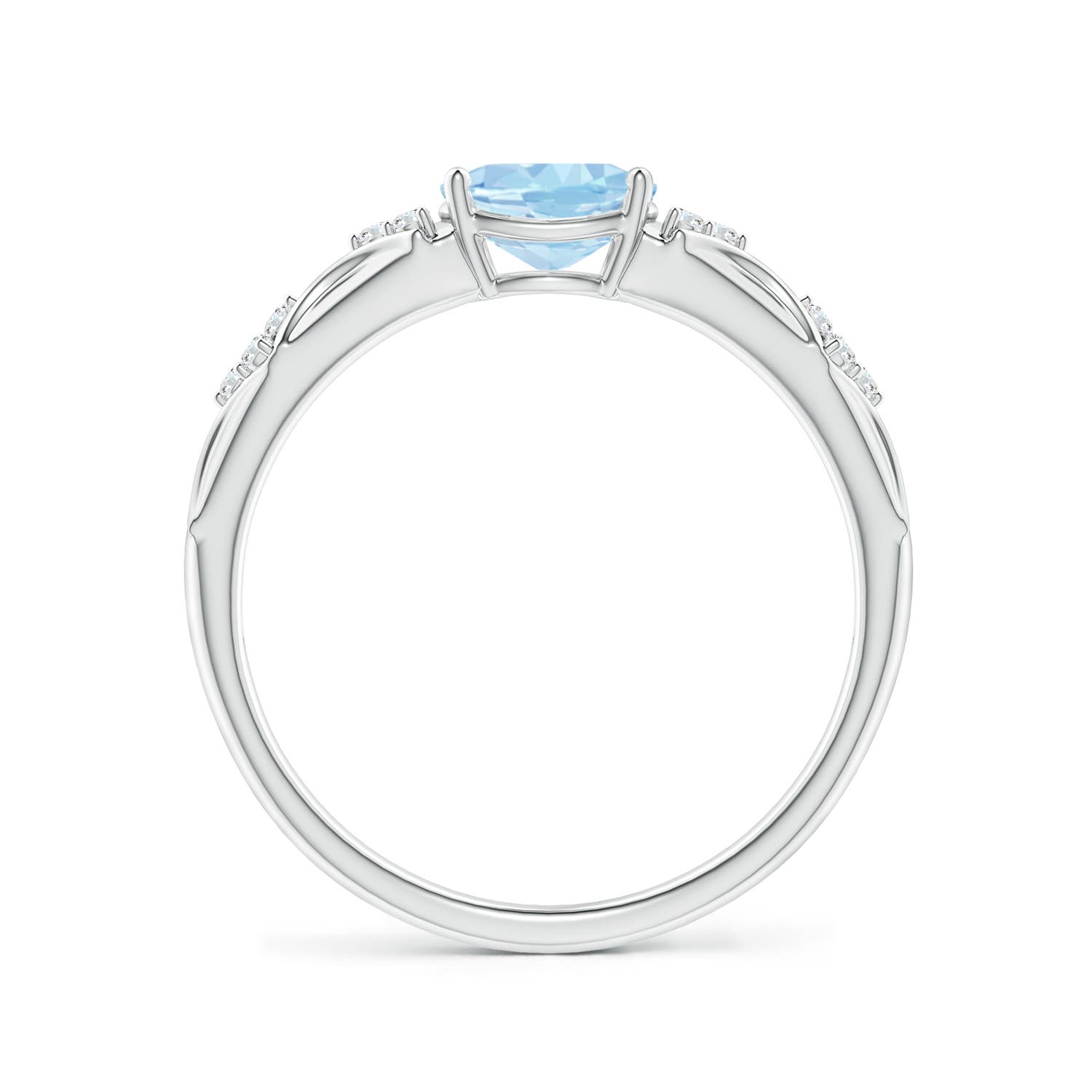 AAA - Aquamarine / 0.64 CT / 14 KT White Gold