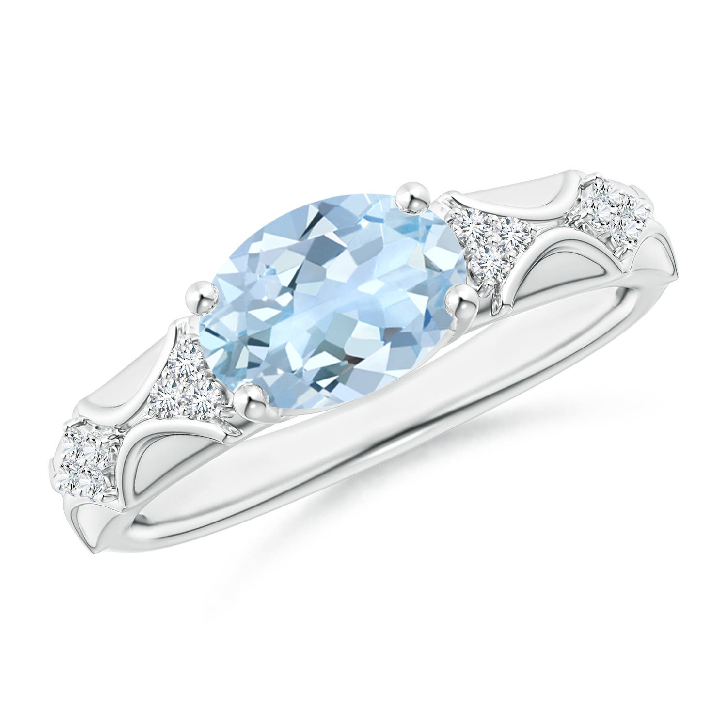 AA - Aquamarine / 1.58 CT / 14 KT White Gold