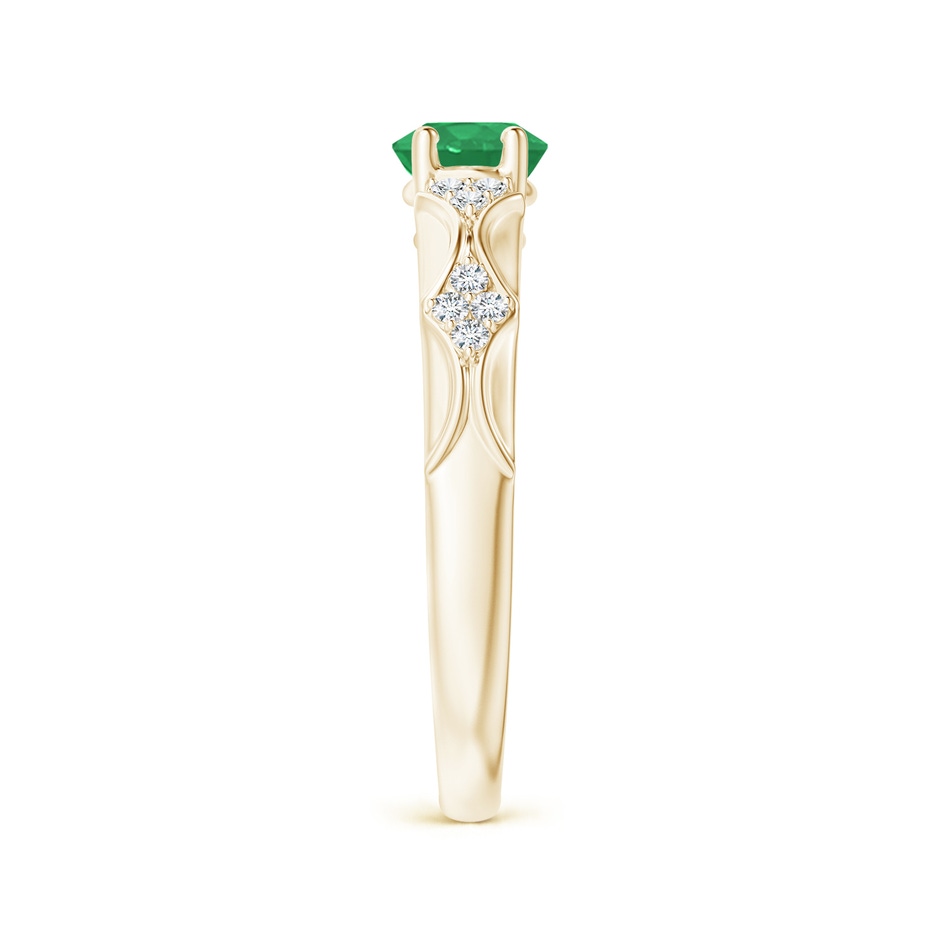 8x6mm A Oval Emerald Vintage Style Ring with Diamond Accents in Yellow Gold side-2
