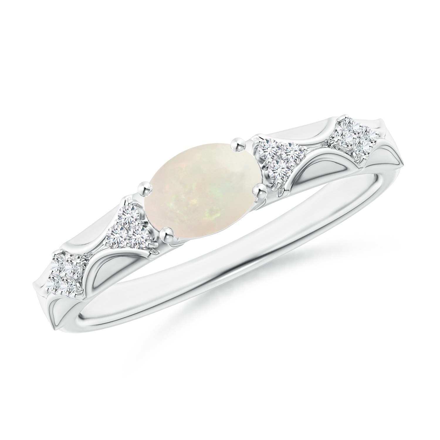 A - Opal / 0.49 CT / 14 KT White Gold