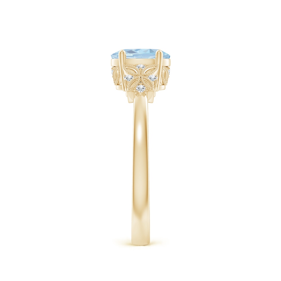 7x5mm A Vintage Style Oval Aquamarine Ring with Diamonds in Yellow Gold Side-2