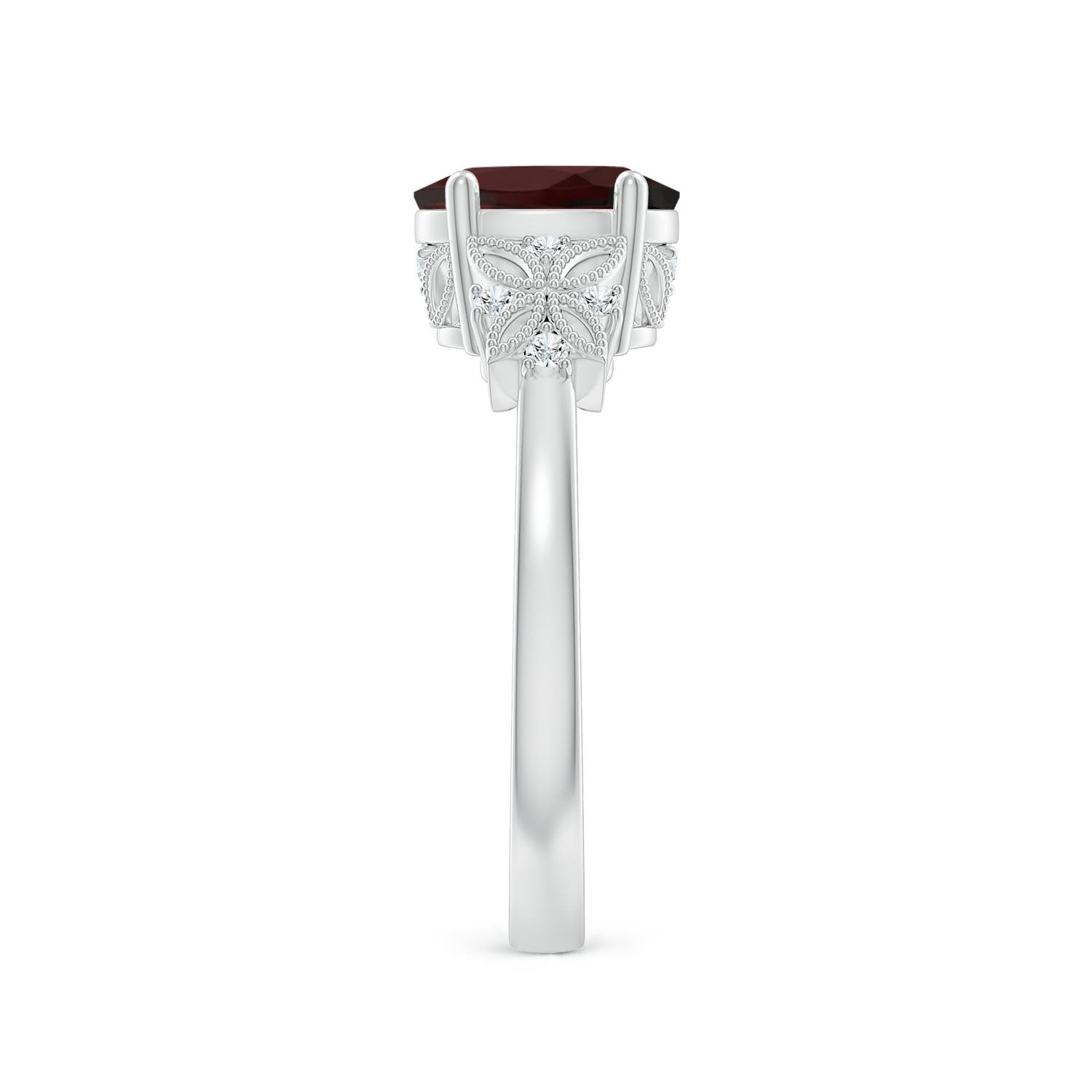 A - Garnet / 1.55 CT / 14 KT White Gold