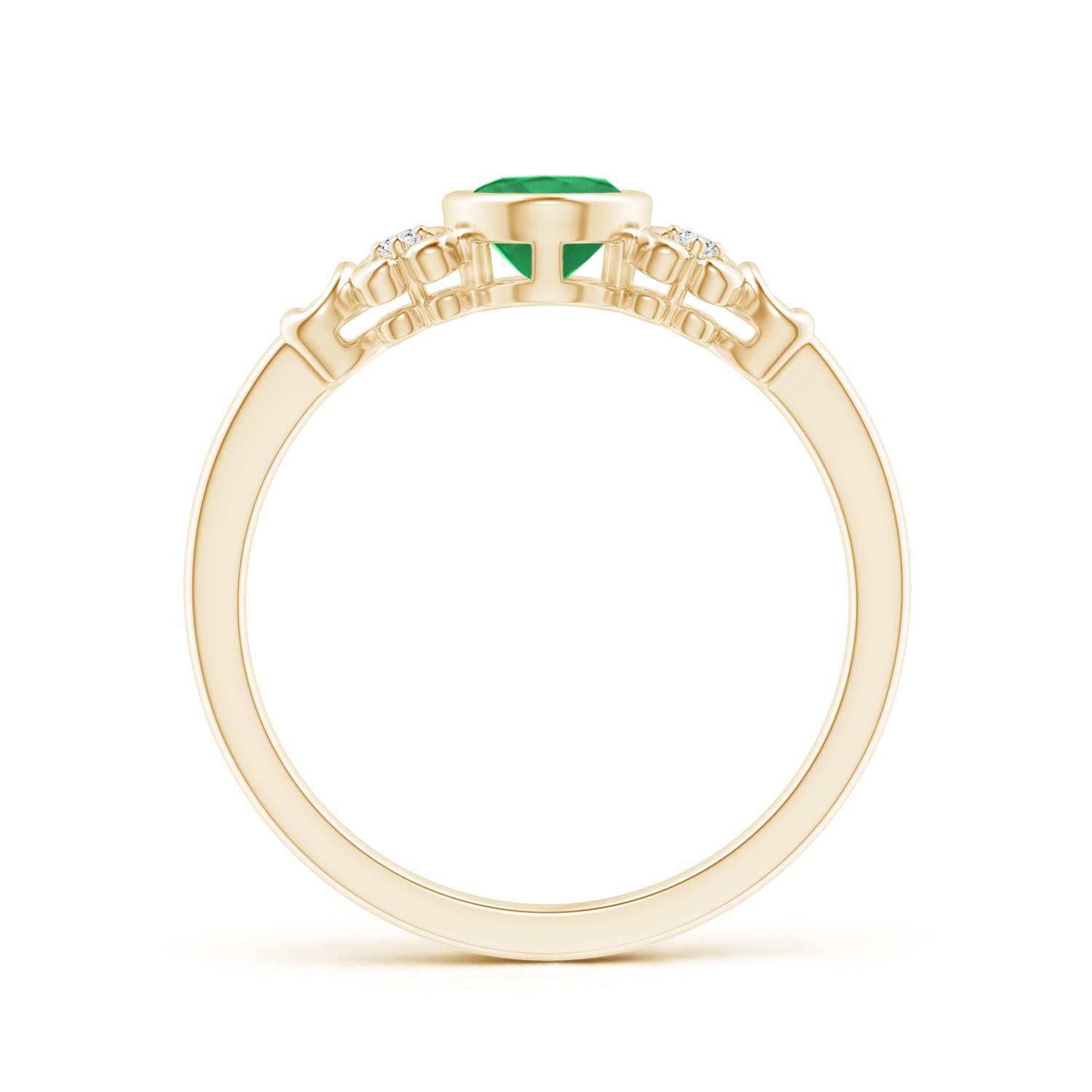 A - Emerald / 0.7 CT / 14 KT Yellow Gold