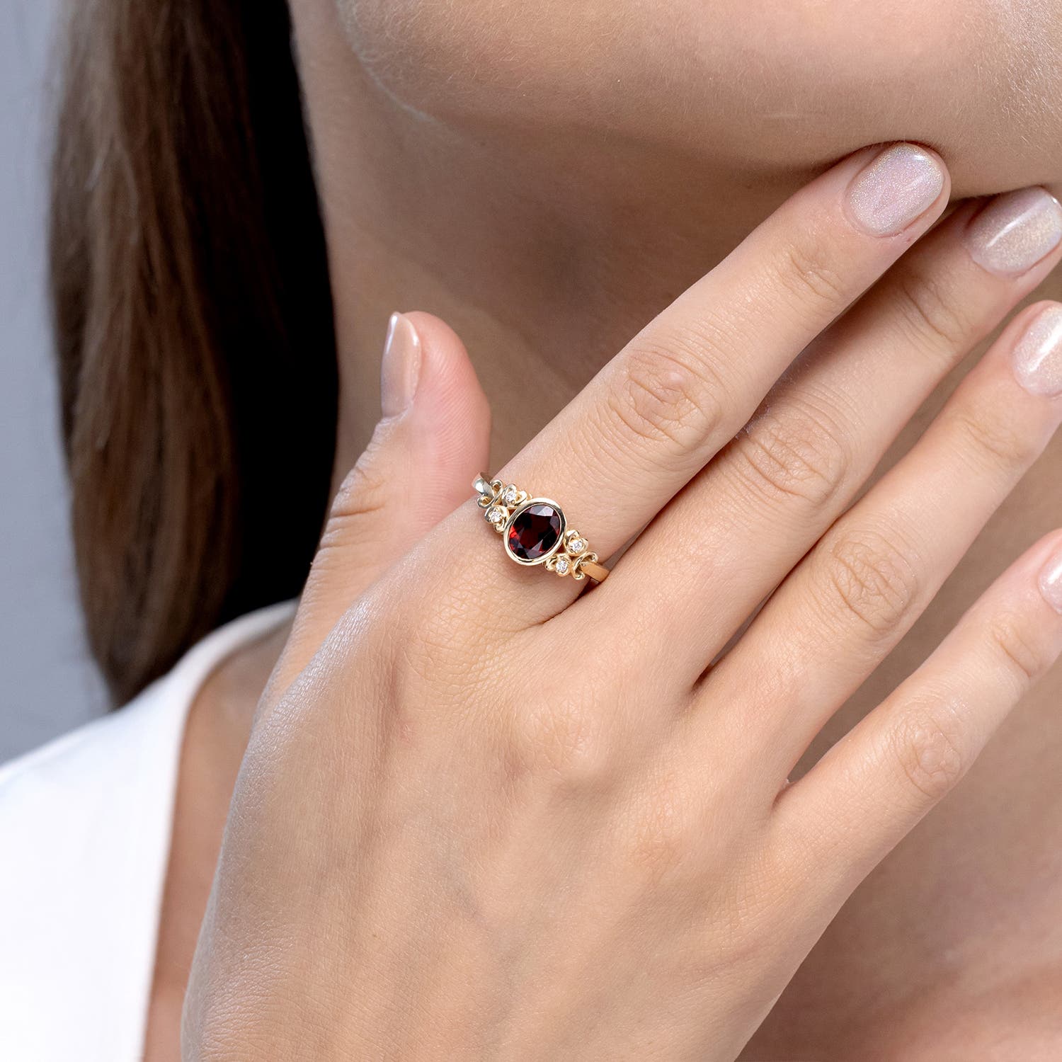 SR0563GD lifestyle image - lifestyle 3