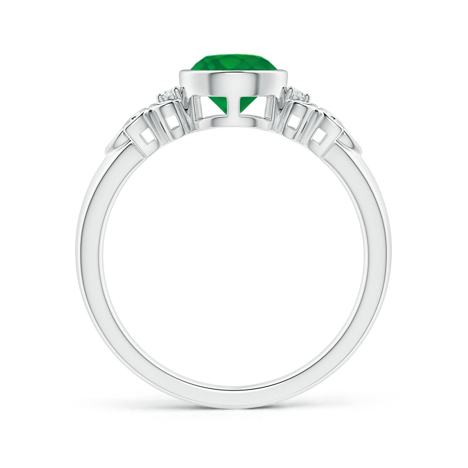 AA - Emerald / 0.77 CT / 14 KT White Gold