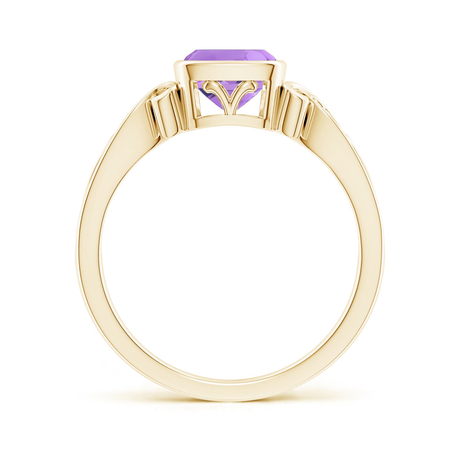 Angara Natural Vintage Style Cushion Amethyst Solitaire Ring in 14K Gold (6MM) - Bild 22 von 40