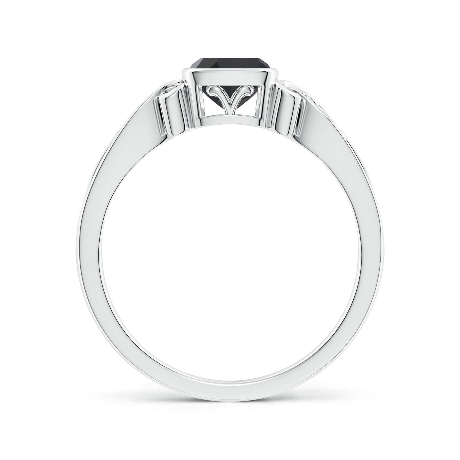 AAA - Black Onyx / 0.55 CT / 14 KT White Gold