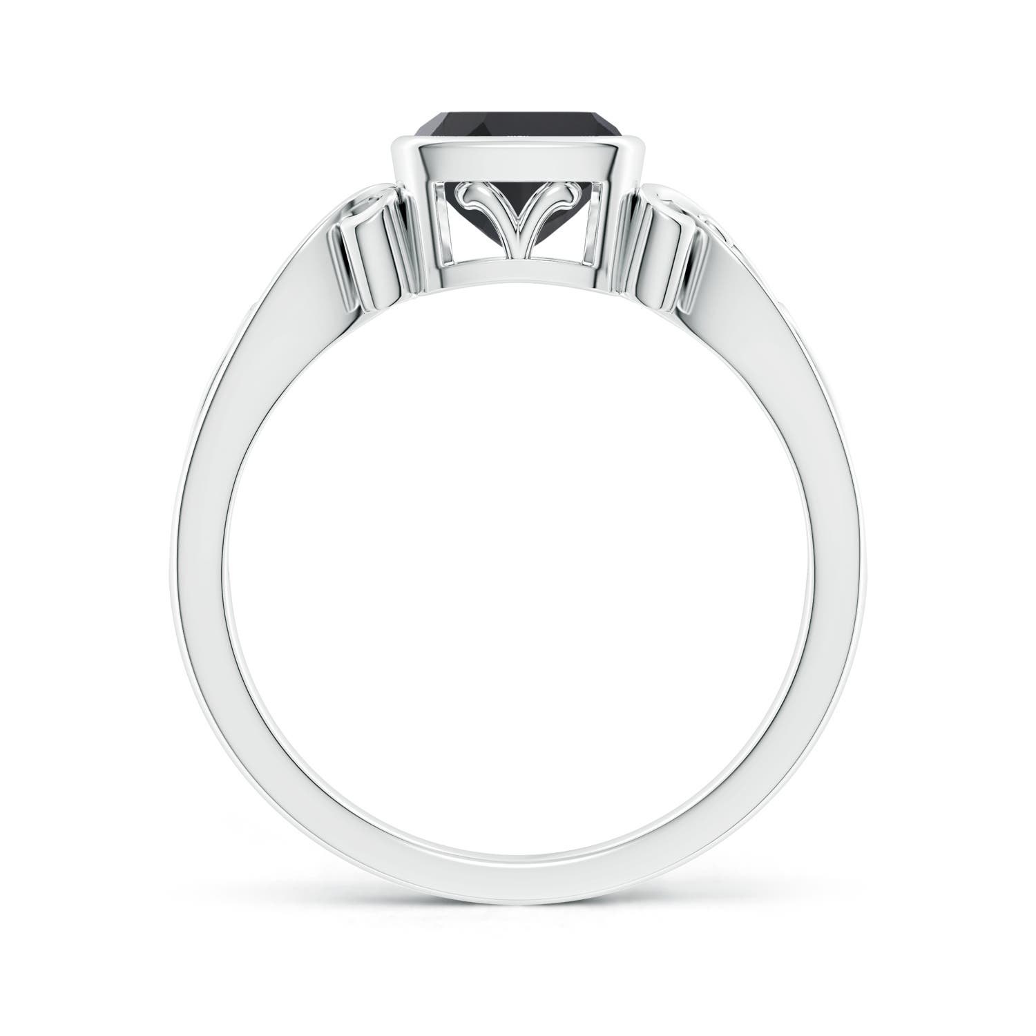 AAA - Black Onyx / 0.85 CT / 14 KT White Gold