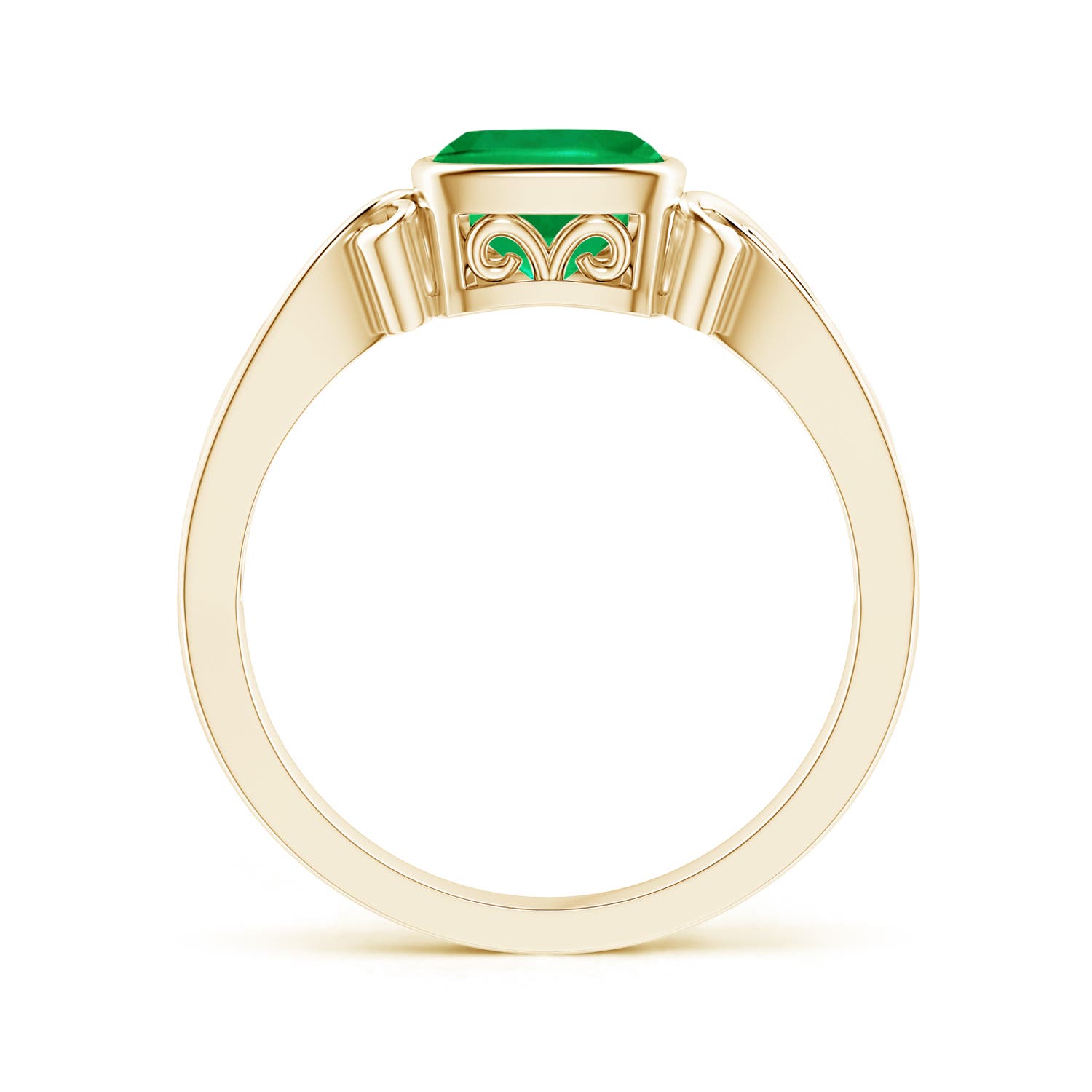 6mm AAA Vintage Style Cushion Emerald Solitaire Ring in Yellow Gold - side 3
