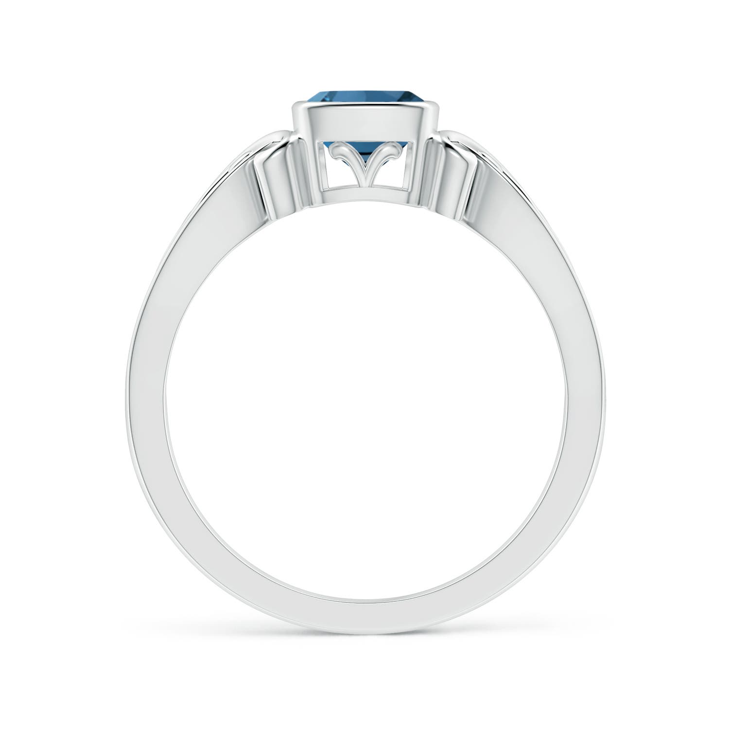 AA - London Blue Topaz / 0.7 CT / 14 KT White Gold