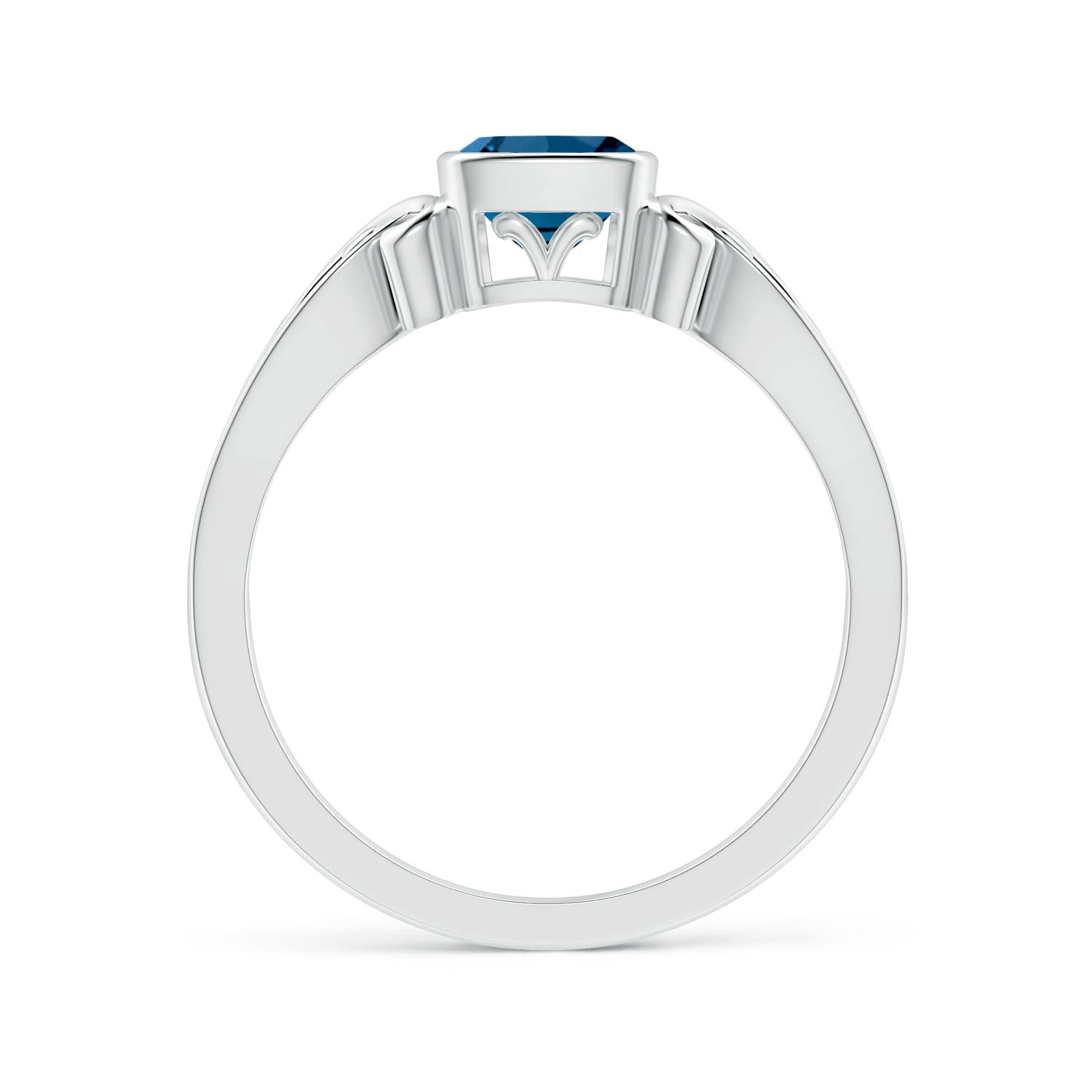 AAA - London Blue Topaz / 0.7 CT / 14 KT White Gold