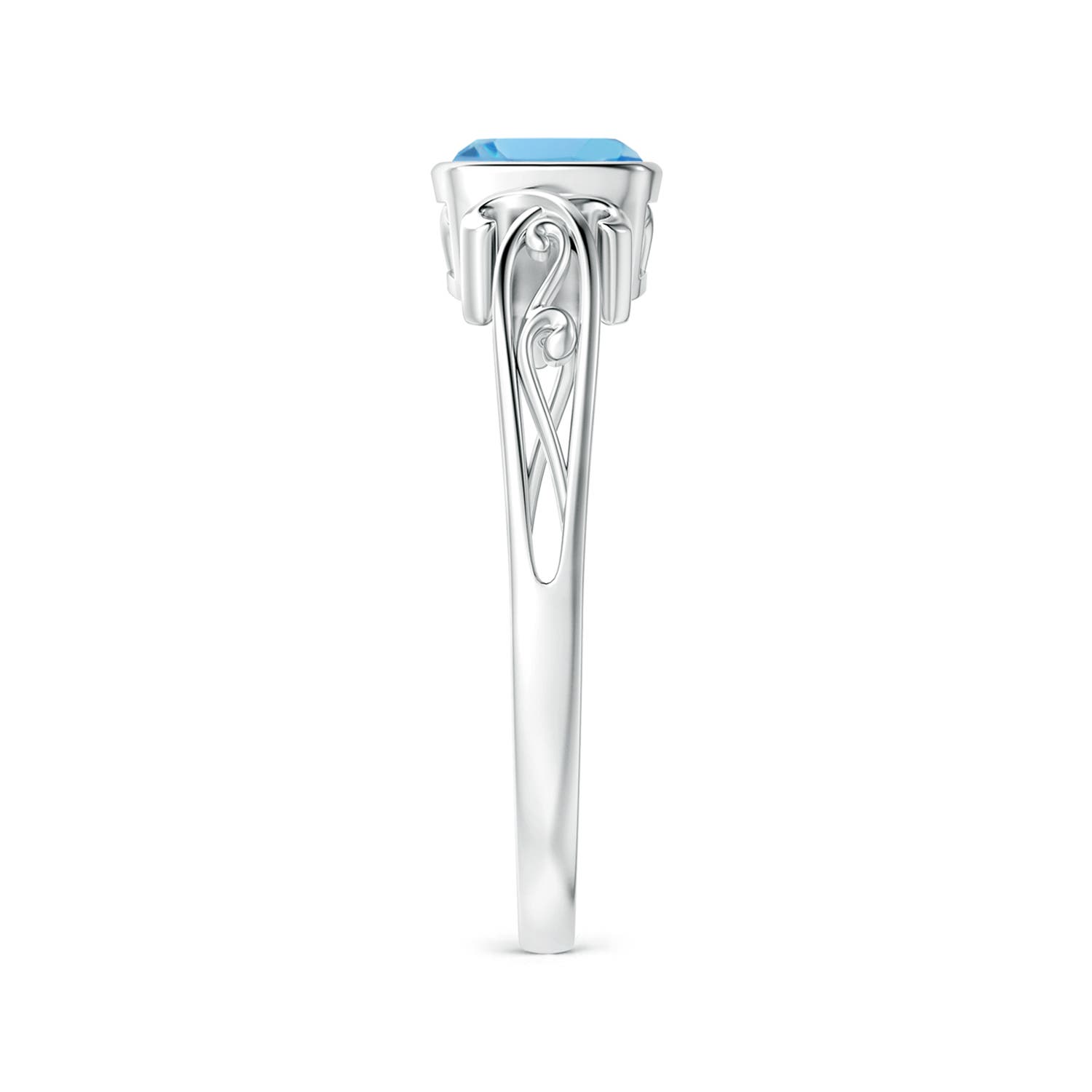 A - Swiss Blue Topaz / 0.7 CT / 14 KT White Gold